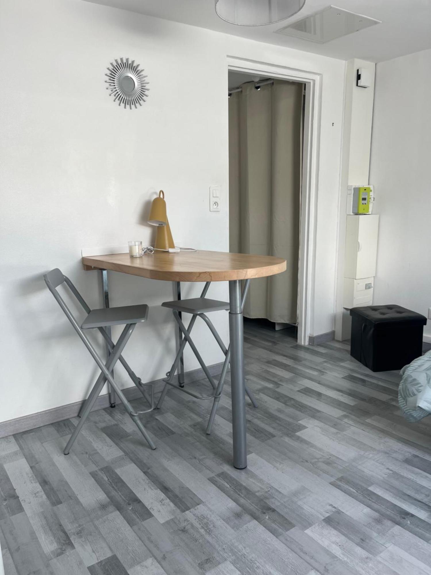Studio / chambre calme prés de l'étang st pierre. Amiens Exterior foto